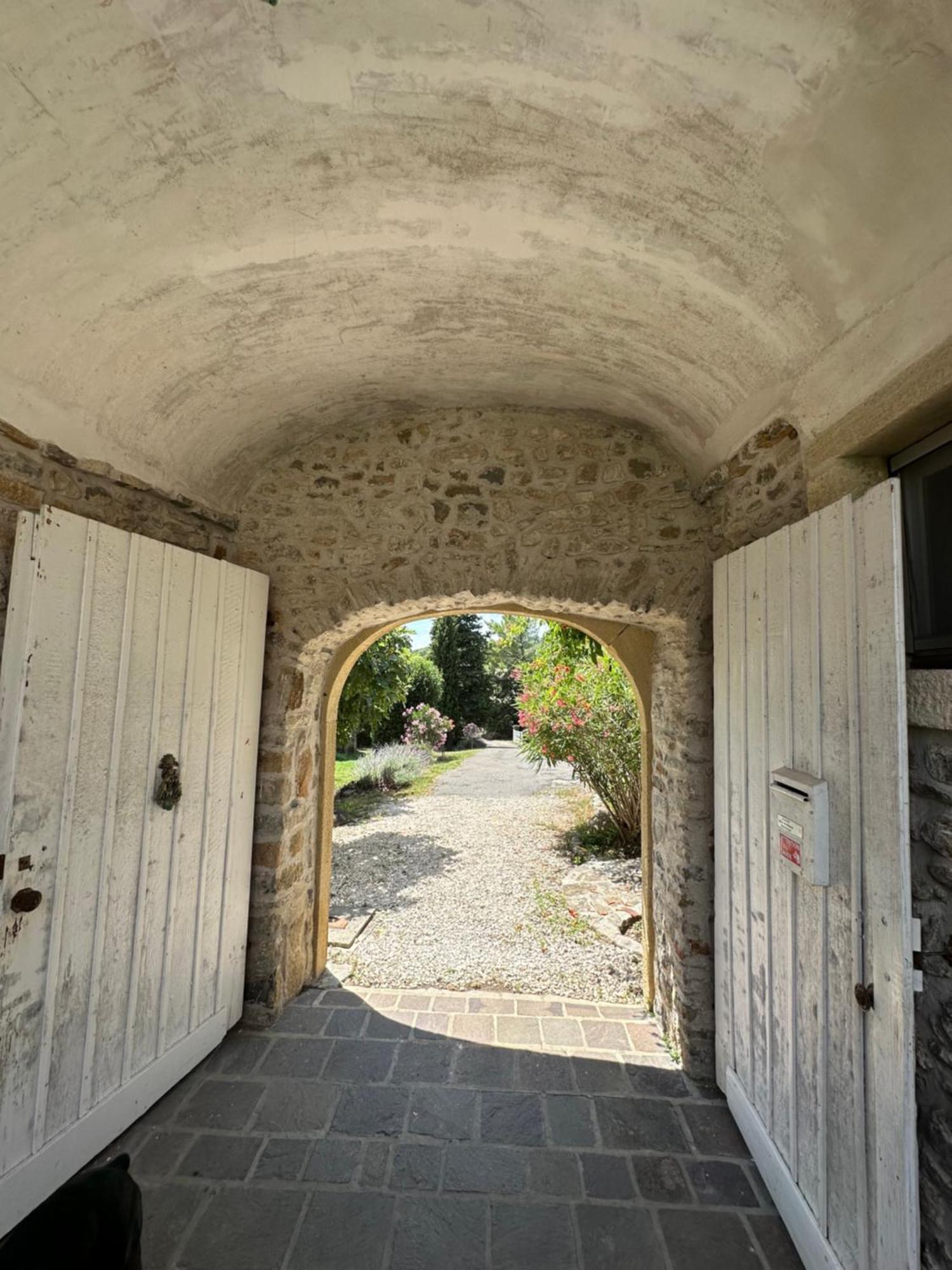 Chambre D'Hotes, Mas De Louise Rousson  Bagian luar foto